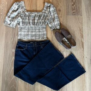 Old Navy Flare Jeans